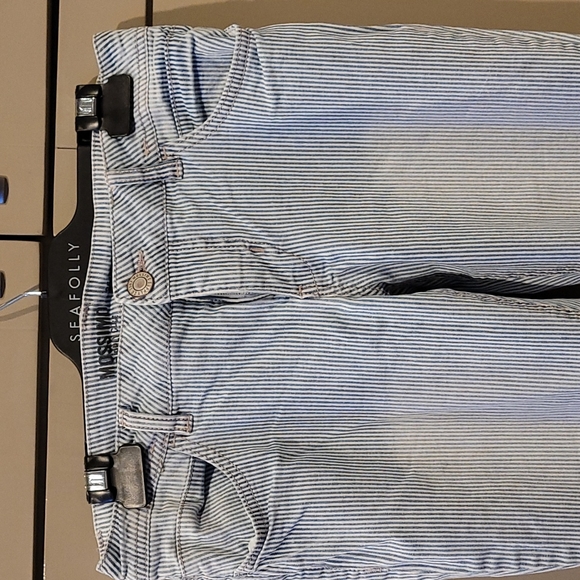 Mossimo skinny jeans. Size 9 - Picture 2 of 6